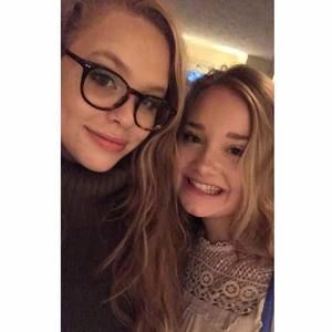 Meet your Posher, Caitlin